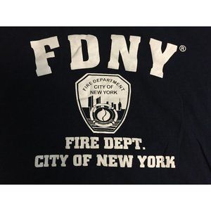 FDNY Fire Department City of New York T Shirt  Size XL